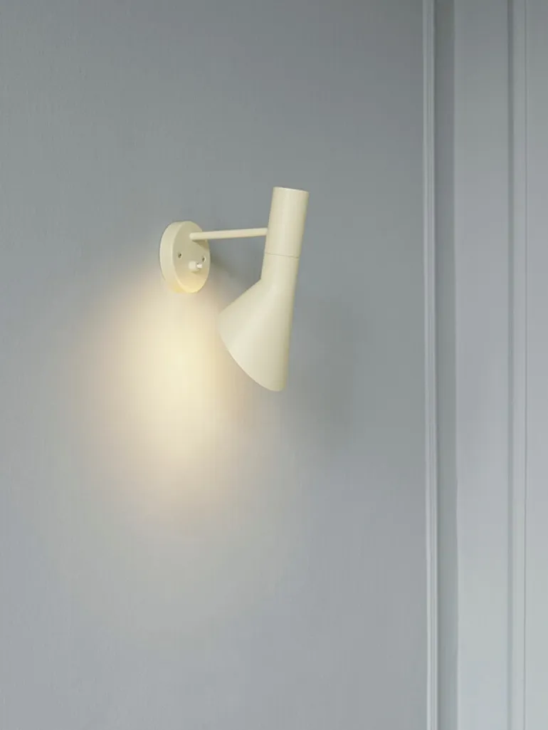 AJ væglampe, soft lemon