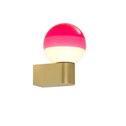 Dipping Light A1-13 væglampe, Pink/børstet messing
