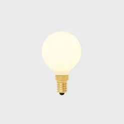 Tala Sphere I E27 4W LED pære (dim-to-warm), mat hvid